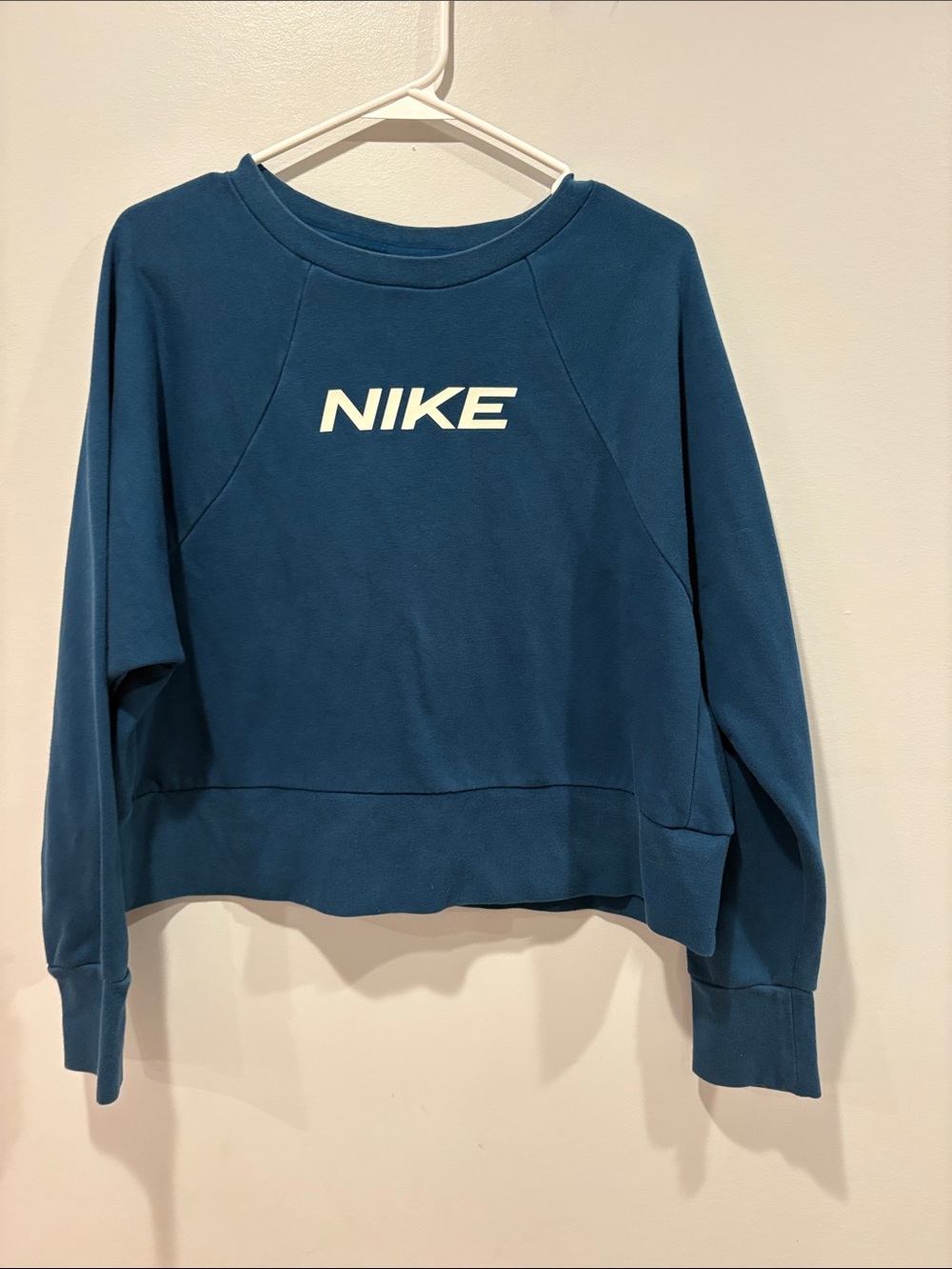 Nike Women's Deep Teal Pullover Sweatshirt ptp 23 length 20